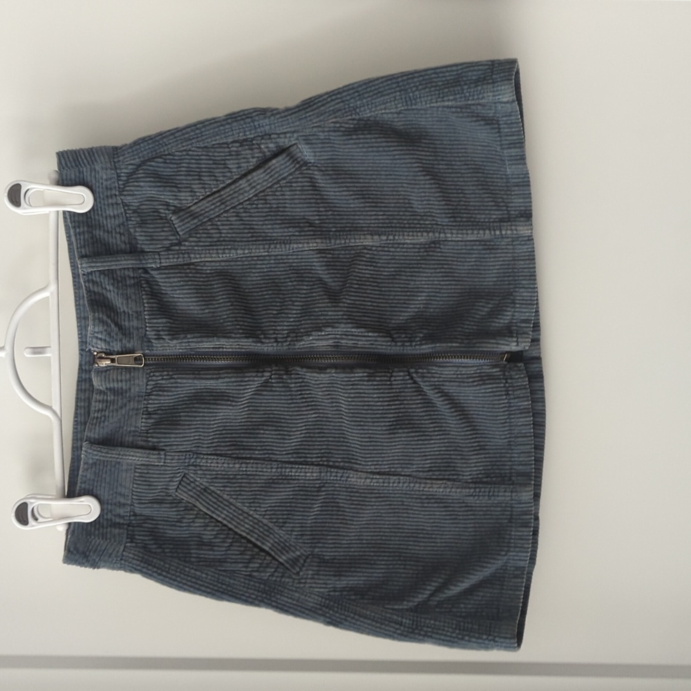 American Eagle Zip Up Skirt Size 00